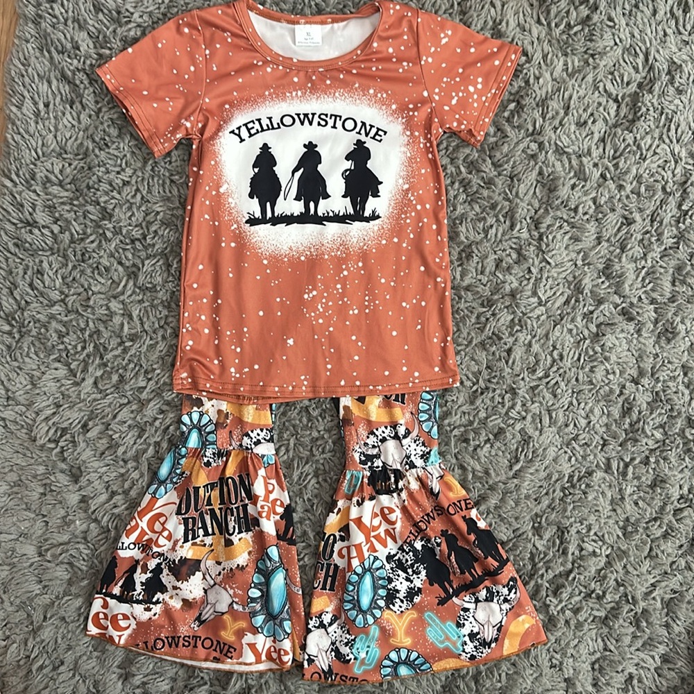 Boutique style set Yellowstone